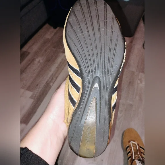 2007 Adidas Goodyear Racer Low Tan And Black Size 8 - Picture 11 of 13